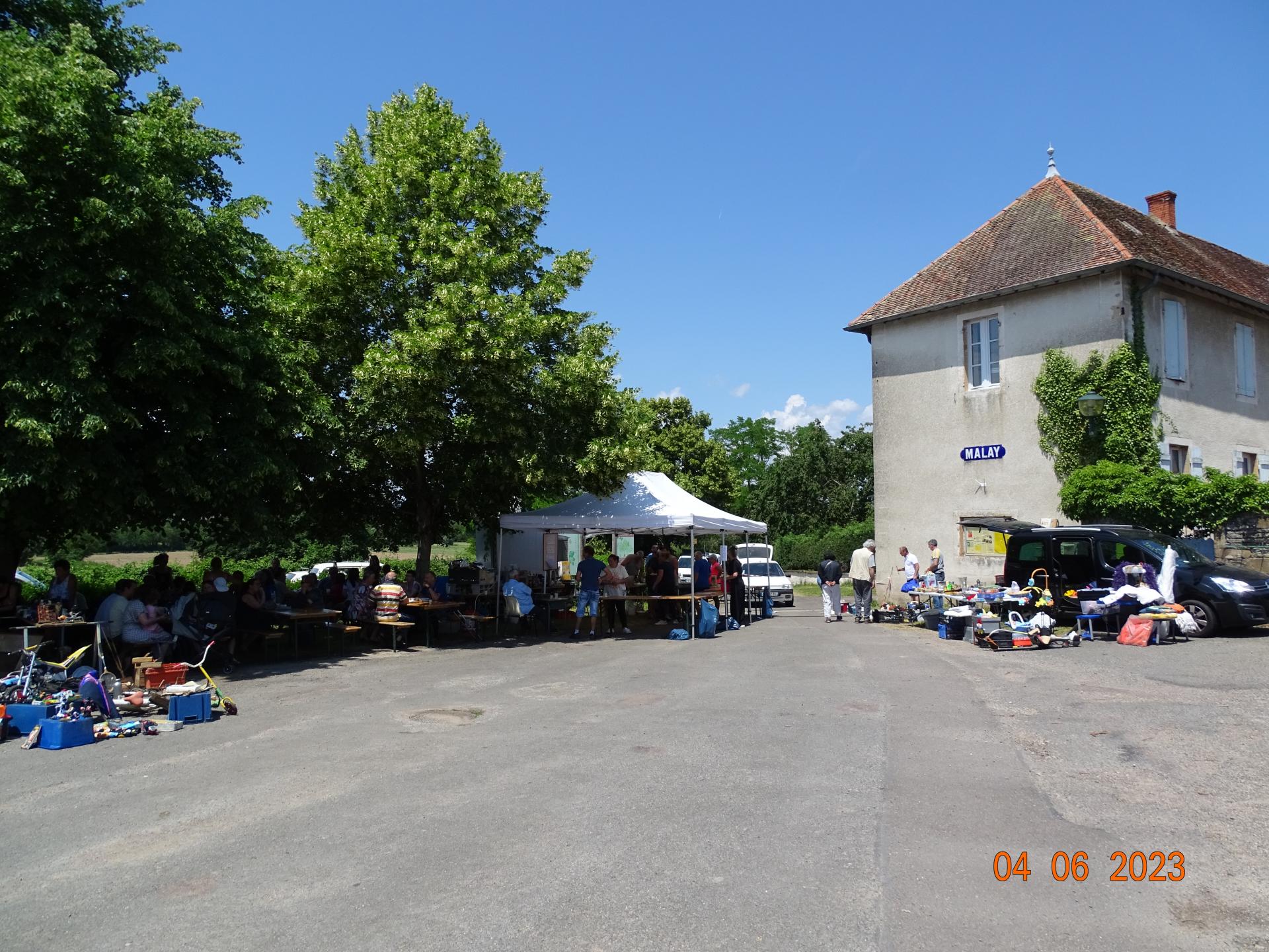 Brocante 2 juin